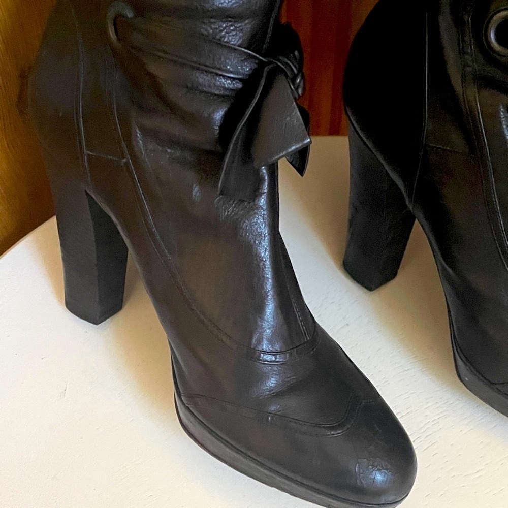 DKNY OTK Over the Knee Black Leather Boots Platform Y2K Victorian Bows 9 RARE! - Picture 10 of 11